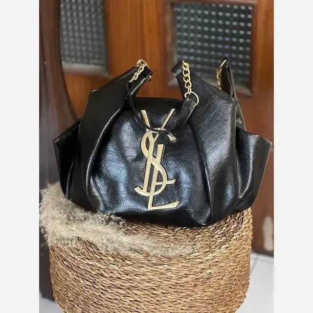 کیف زنانه مجلسی یاشیل جنس چرم رنگ مشکی