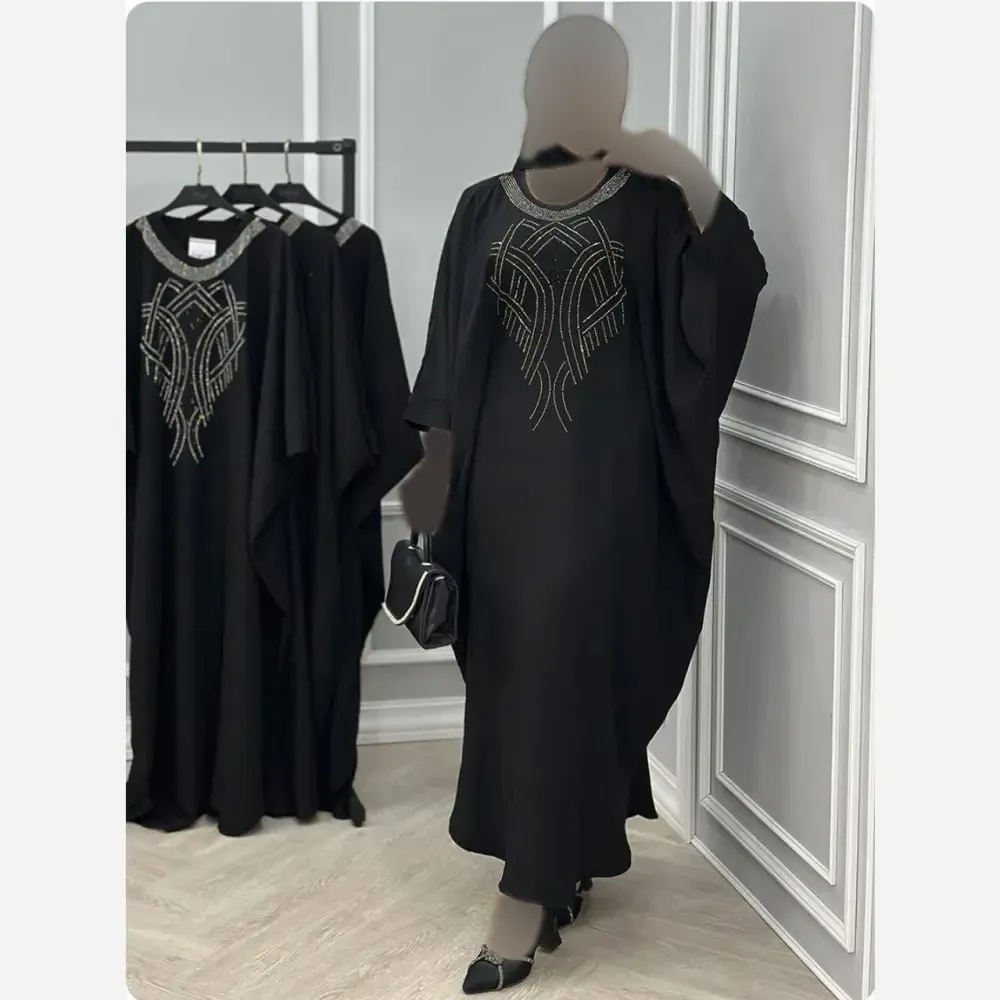 عبا بلند زنانه مدل نگین عنکبوتی جنس الیزه درجه یک رنگ مشکی فری سایز
