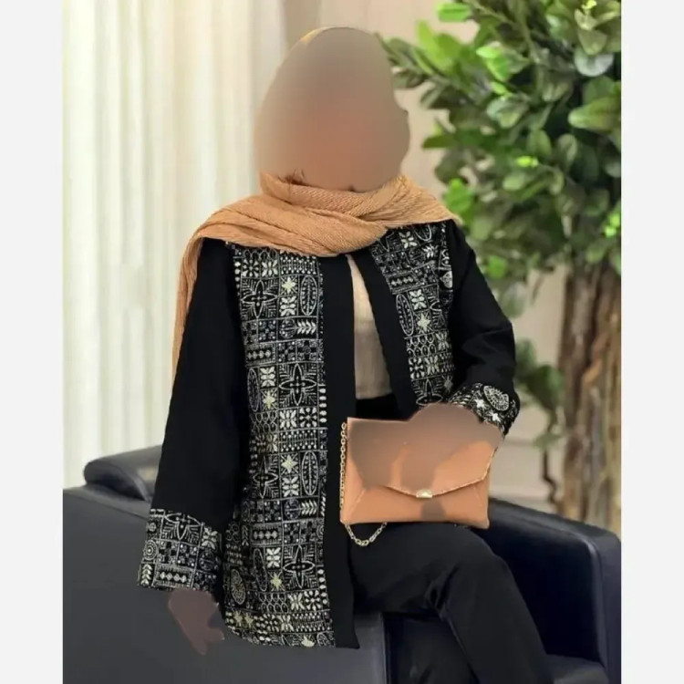 کت زنانه ماندانا مدل سوزن دوزی شده جنس پرشین مکانیک فری سایز 36 تا 46