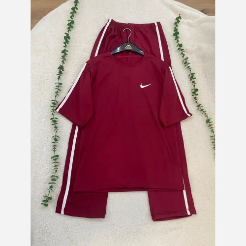 تیشرت و شلوار نایک NIKE با جنس سوپر اسپان و رنگ بندی متنوع، سایز فری