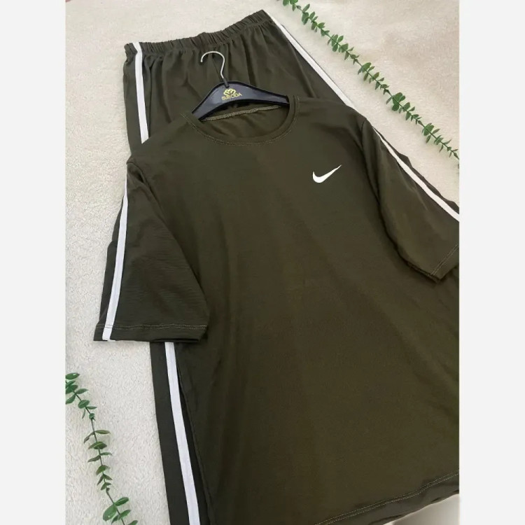 تیشرت و شلوار نایک NIKE با جنس سوپر اسپان و رنگ بندی متنوع، سایز فری
