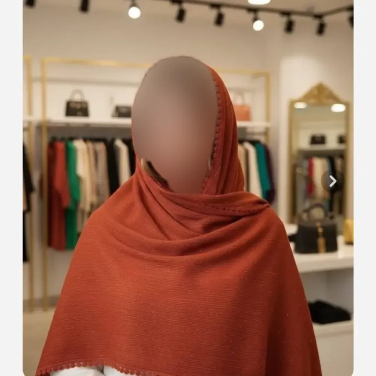 شال پلیسه لبه عدسی زنانه ابعاد 175 در 75 سانتی متر