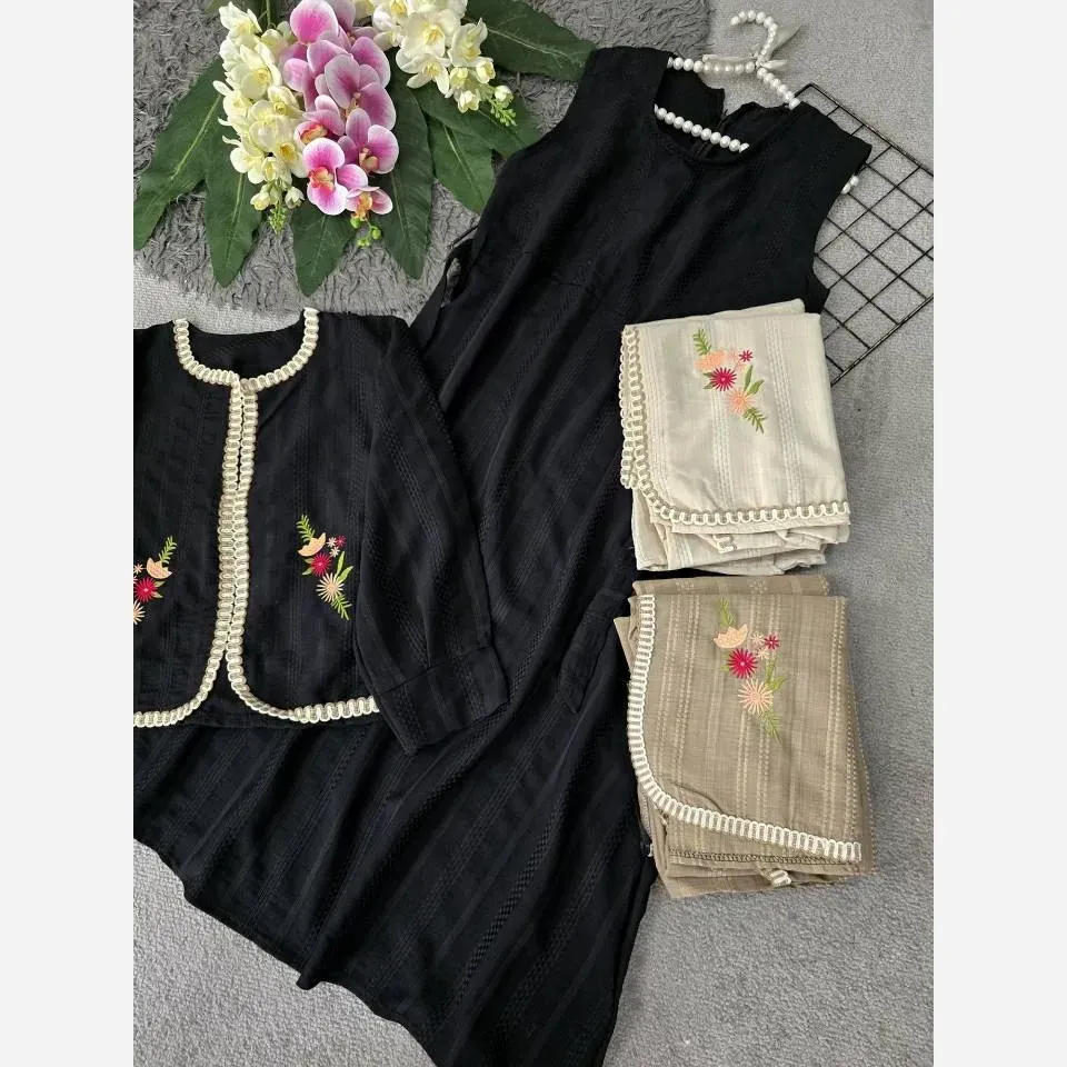 ست سارافون و کت زنانه مدل کوکی گلدوزی شده فری سایز 36 تا 46