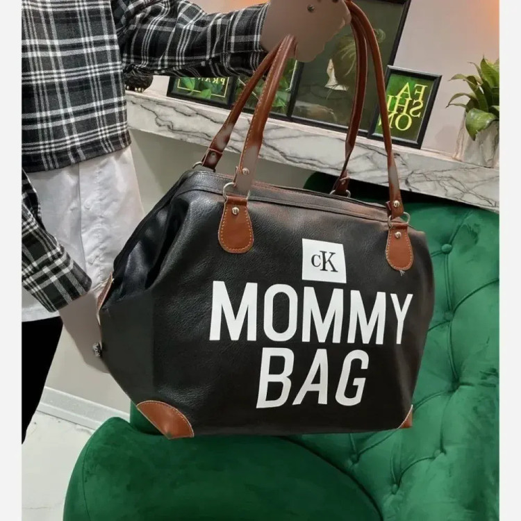 کیف MOMMY BAG برزنتی کجراه رنگ مشکی مناسب باشگاه و مهمانی