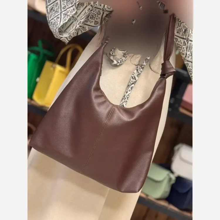 کیف چرم بند گره ای زنانه مشکی موکا سایز 30*40 سانت سبک جادار با کیفیت عالی