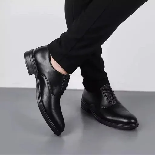 ست مردانه کفش بندی کلاسیک رویال و کمربند چرم صنعتی نیک مشکی
