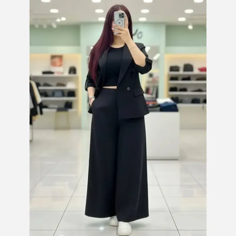 ست کت و شلوار پاییزه زنانه جنس سوپرمازراتی اعلا رنگ مشکی و دودی فری سایز