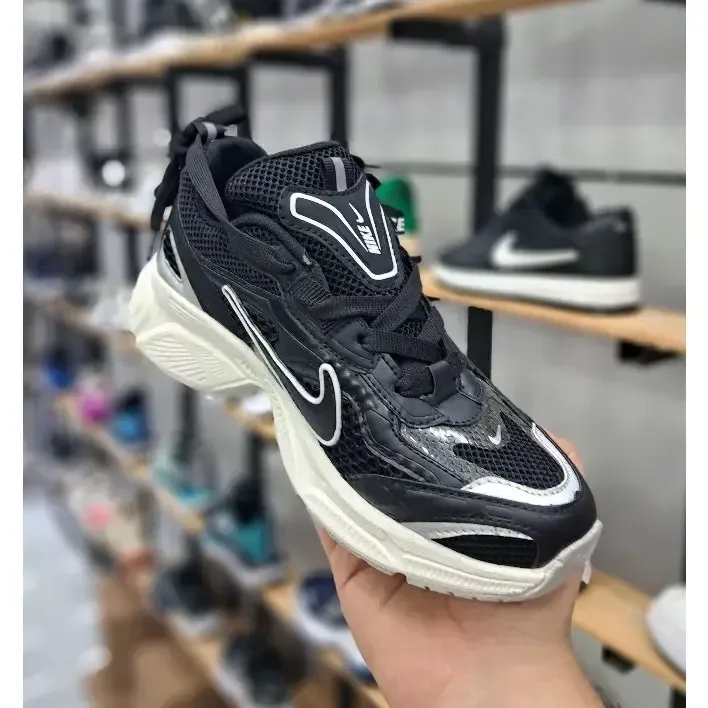 کفش اسپرت زنانه نایک v5 مشکی رویه تنفسی پختی چرم صنعتی زیره پیو