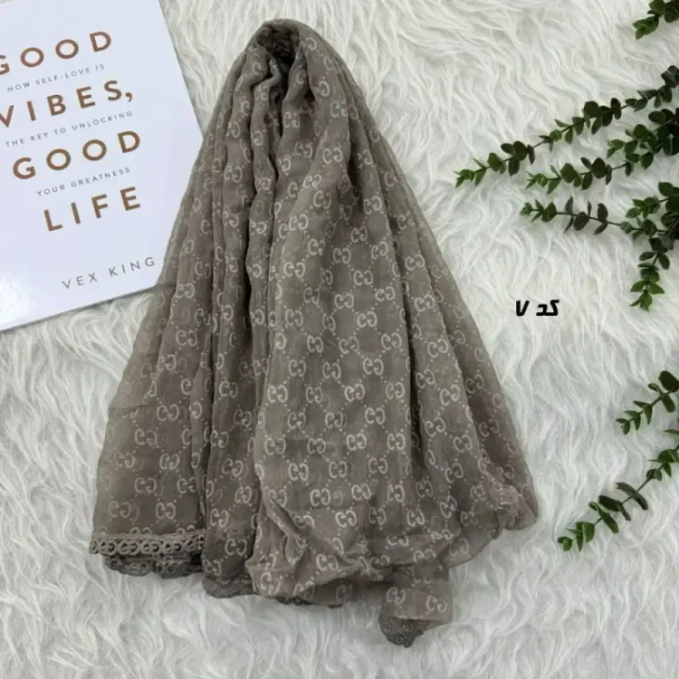 شال حریر مجلسی طرح گوچی قواره 190 در 80 سانتیمتر کد 1964